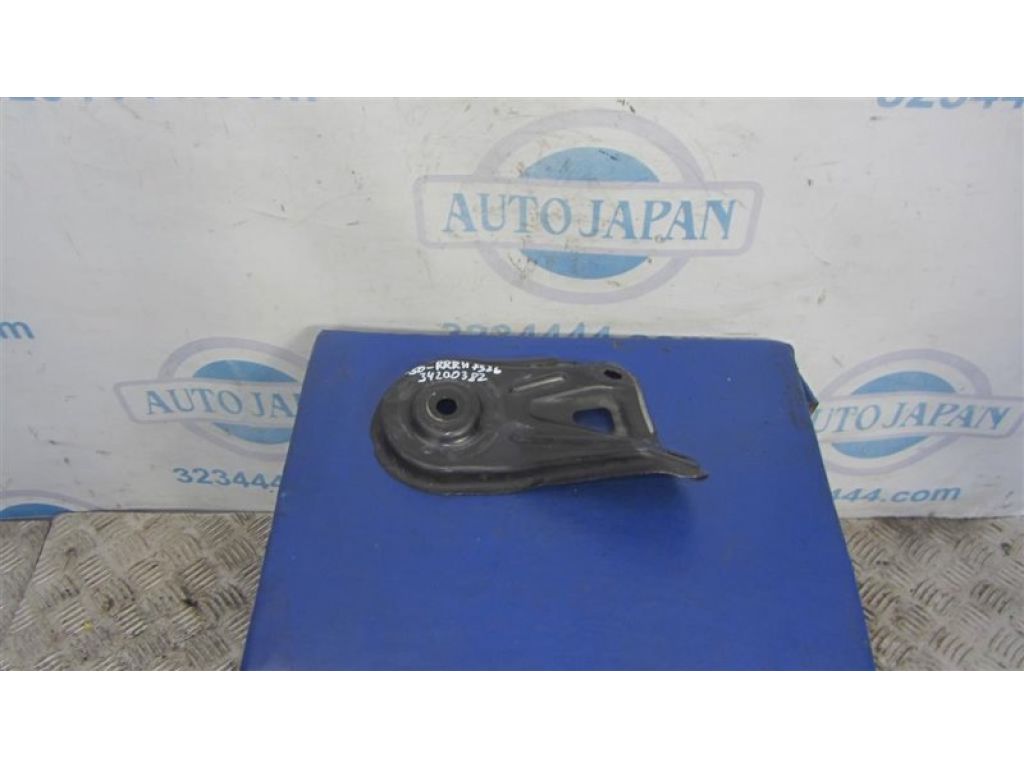 51023-07010 | Кріплення балки підвіски задн. прав. TOYOTA CAMRY 50 12-15