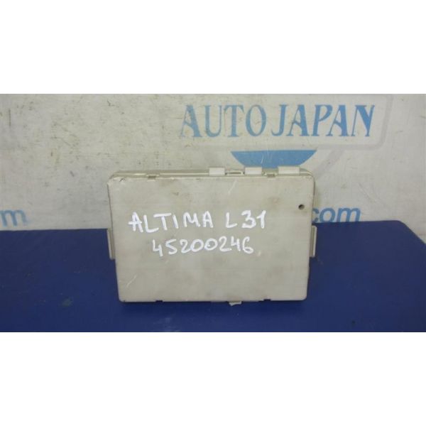 Блок запобіжників моторний відсік NISSAN ALTIMA L31 01-06 284B7-AQ006 — 3