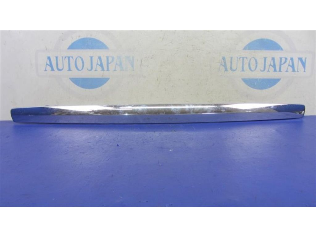 84810-JN03A | Панель підсвічування номера NISSAN TEANA J32 08-14