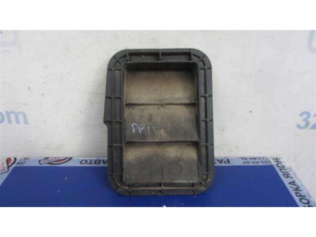 62940-42010 | Клапан вентиляції салону задн. прав. TOYOTA PRIUS - 30 09-17