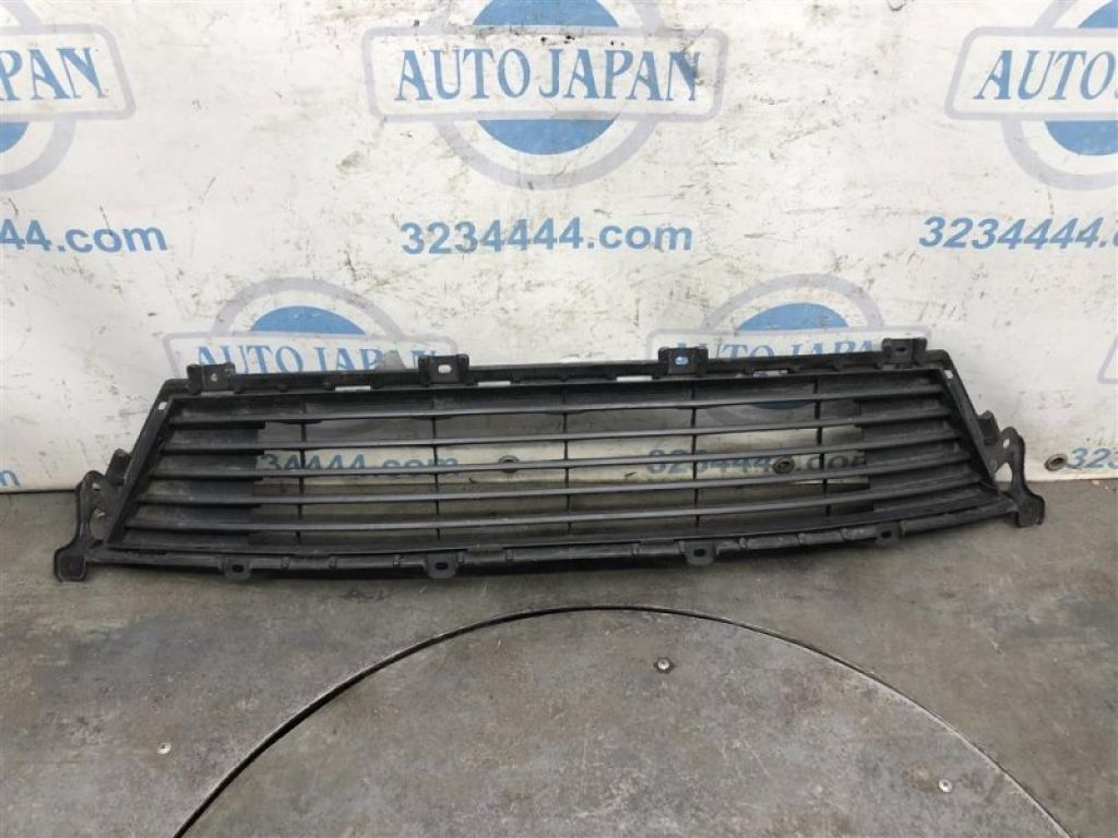 53112-33150 | Решітка переднього бампера LEXUS ES350 12-18