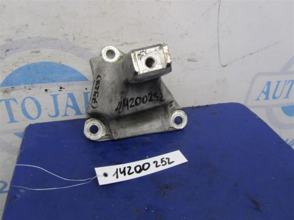 50630-TA1-A00 | Кронштейн двигуна передн. ACURA RDX 12-19