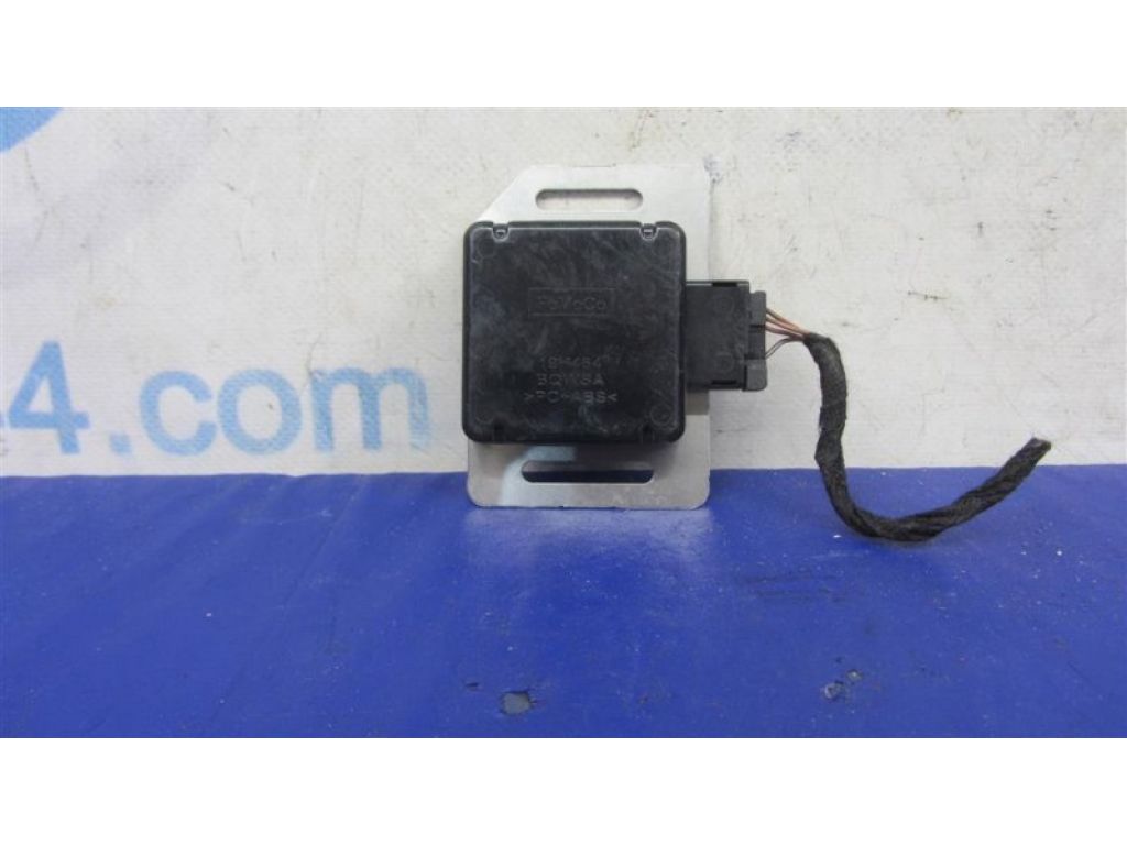 CM5Z-10E893-D | Антенна FORD FOCUS 10-18