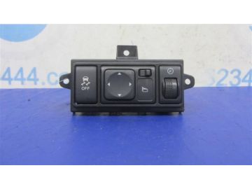 Блок кнопок торпедо NISSAN QX56 / TITAN / ARMADA 04-16