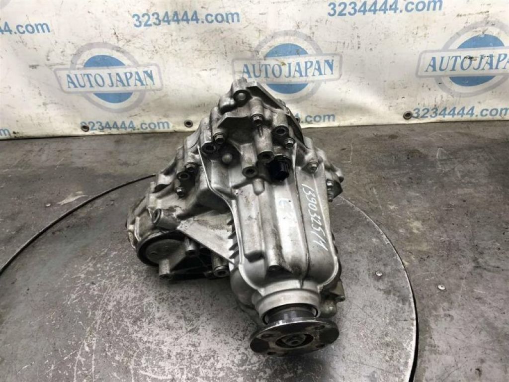 Роздавальна коробка INFINITI G25/G35/G37/Q40 06-14