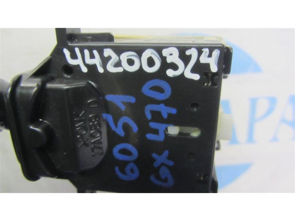 84140-33020 | Подрулевой переключатель лев. LEXUS GX470 02-09 - Фото 2