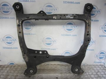 Балка передньої підвіски TOYOTA CAMRY 10 92-96