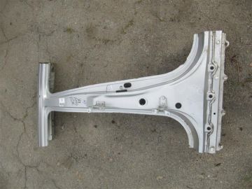 Стойка кузова средняя прав. ACURA MDX (YD3) 13-21