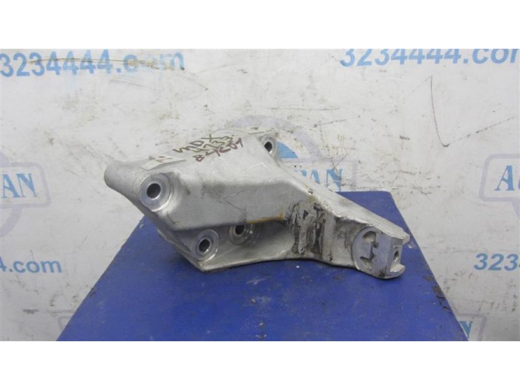 50610-SDB-A01 | Кронштейн двигателя задн. ACURA MDX (YD2) 06-13