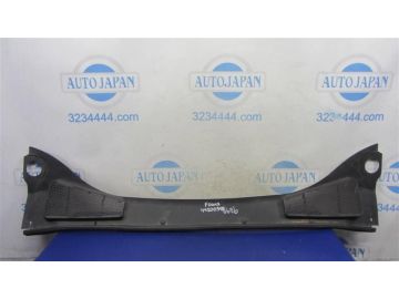 Пластик під лобове скло / Жабо FORD FOCUS 10-18