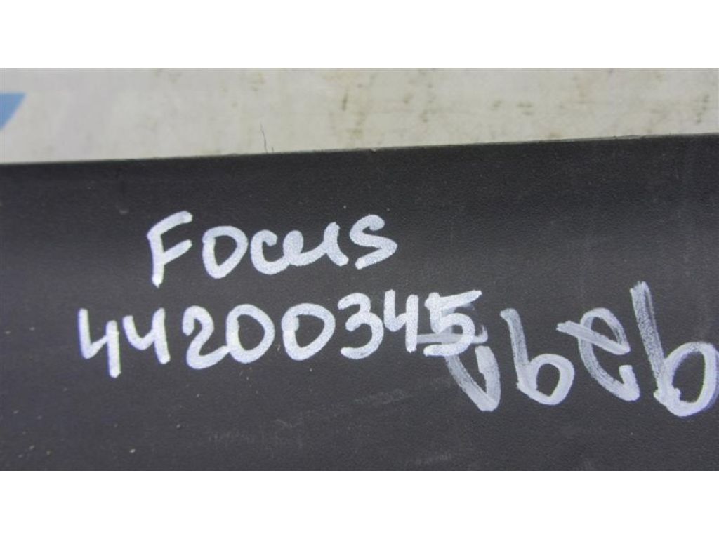 BM51-A02216-AF | Пластик під лобове скло / Жабо FORD FOCUS 10-18 - Фото 2