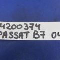 561 857 101 B 82V | Бардачок VOLKSWAGEN PASSAT B7 11-15 - Превью 2