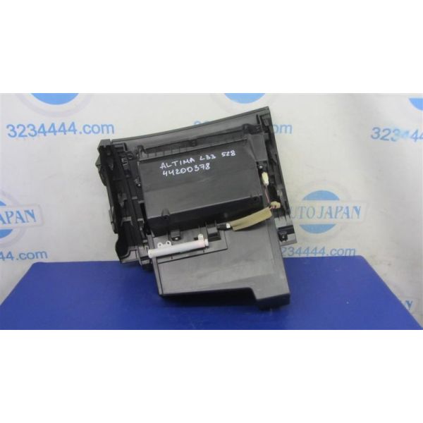 Бардачок NISSAN ALTIMA L33 12-18 68102-3TA0A — 4