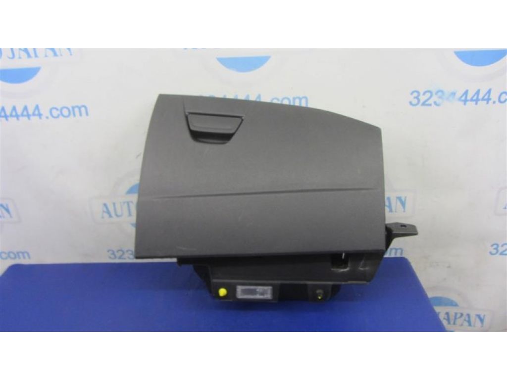 CV6Z-5806024-AD | Бардачок FORD FOCUS 10-18