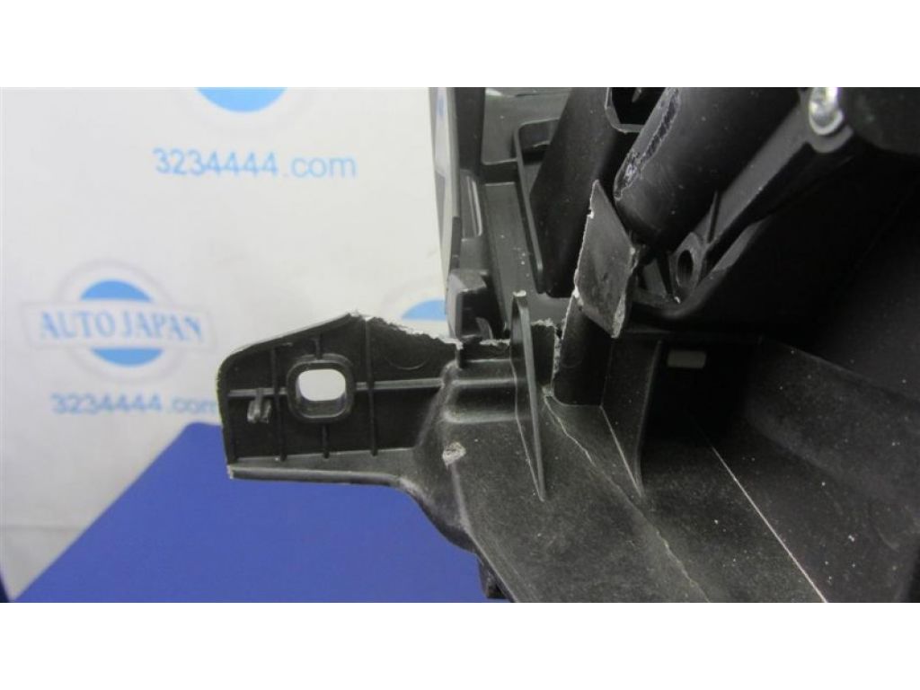 CV6Z-5806024-AD | Бардачок FORD FOCUS 10-18 - Фото 8