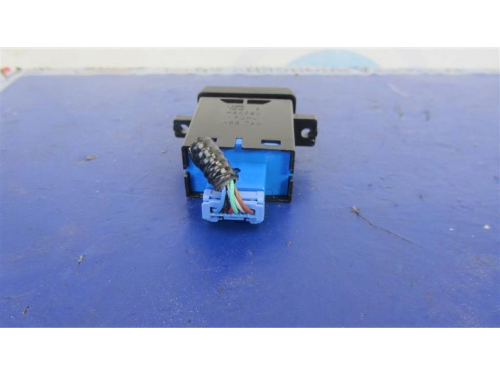 35650-TX6-003 | Кнопка обогрева сидений лев. ACURA ILX 16-19 - Фото 3