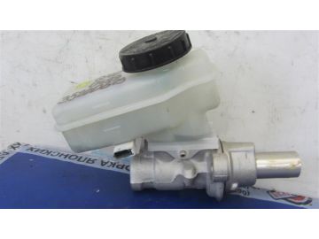 Главный тормозной цилиндр INFINITI G25/G35/G37/Q40 06-14