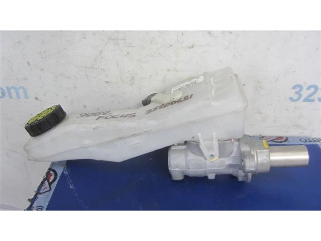 EV6Z-2140-A | Главный тормозной цилиндр FORD FOCUS 10-18