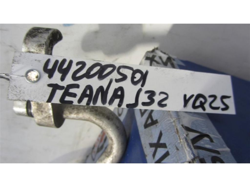 92490-JN00A | Трубка кондиционера NISSAN TEANA J32 08-14 - Фото 2