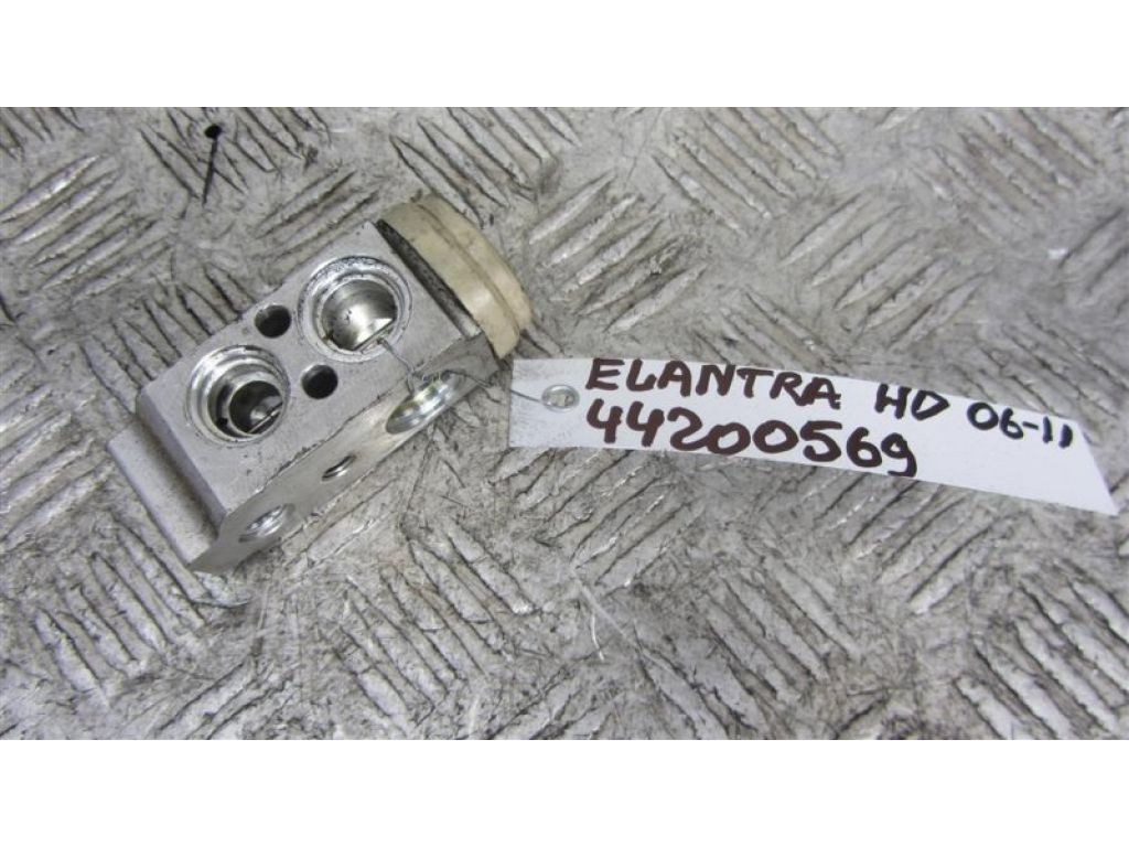 97626-2H000 | Клапан кондиціонера HYUNDAI ELANTRA HD 06-11