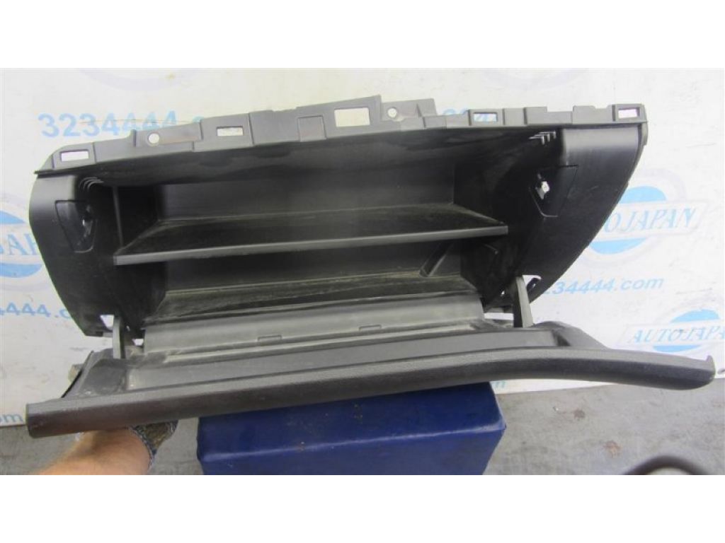 GS7Z-5406010-BG | Бардачок FORD FUSION 14-