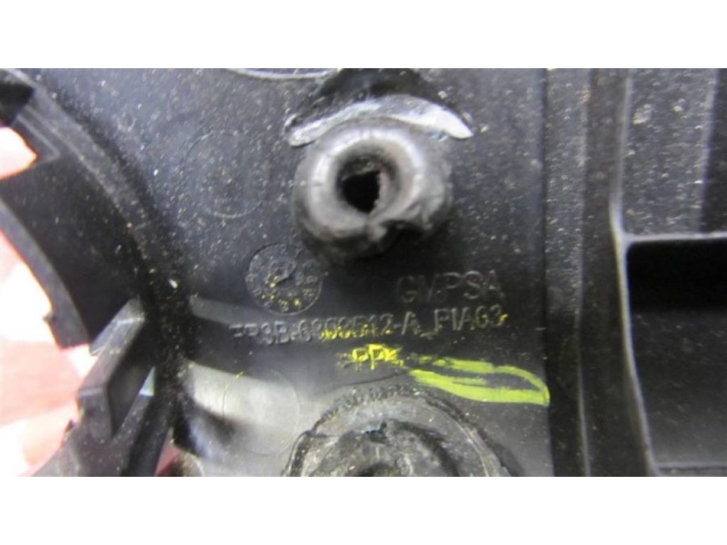 FR3B-6303512-A | Накладка на стійку кузова FORD MUSTANG 15- - Фото 4