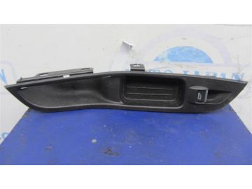 Кнопка склопідіймача передн. прав. FORD FOCUS 10-18