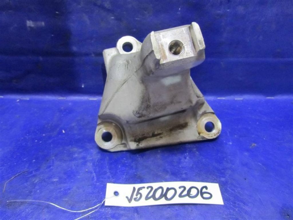 50630-TA1-A00 | Кронштейн двигуна передн. ACURA RDX 12-19