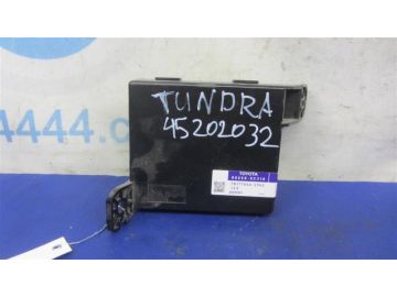 Блок электронный TOYOTA TUNDRA 13-