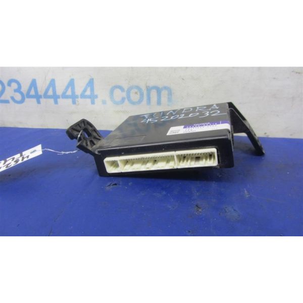 Блок електронний TOYOTA TUNDRA 13- 88650-0C310 — 4