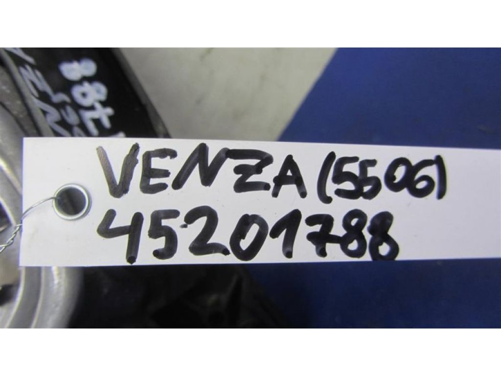 45130-0T010-C0 | Подушка безпеки в кермо TOYOTA VENZA 09-16 - Фото 2