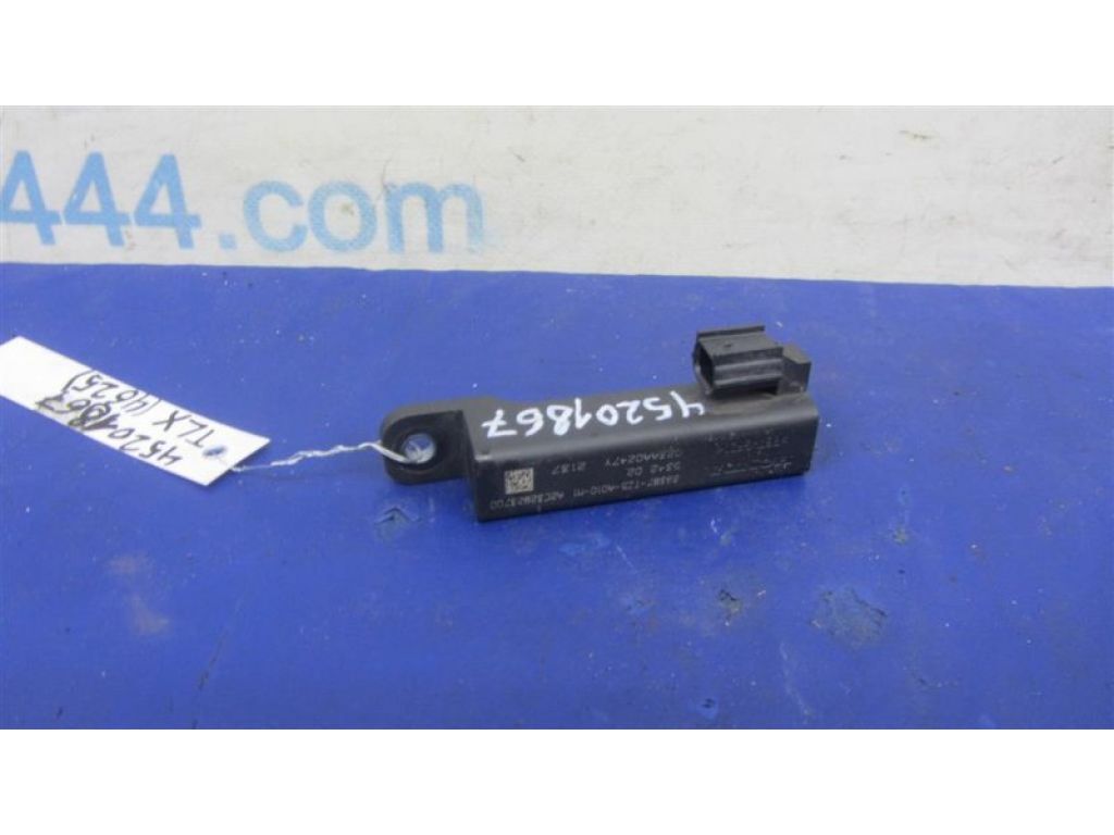 38387-TZ5-A01 | Антенна ACURA TLX 14-17
