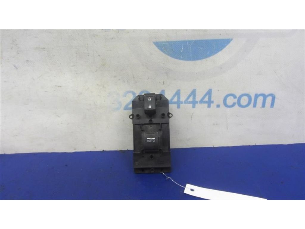35760-TX4-A01 | Кнопка склопідіймача передн. прав. ACURA RDX 12-19