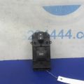 35760-TX4-A01 | Кнопка склопідіймача передн. прав. ACURA RDX 12-19