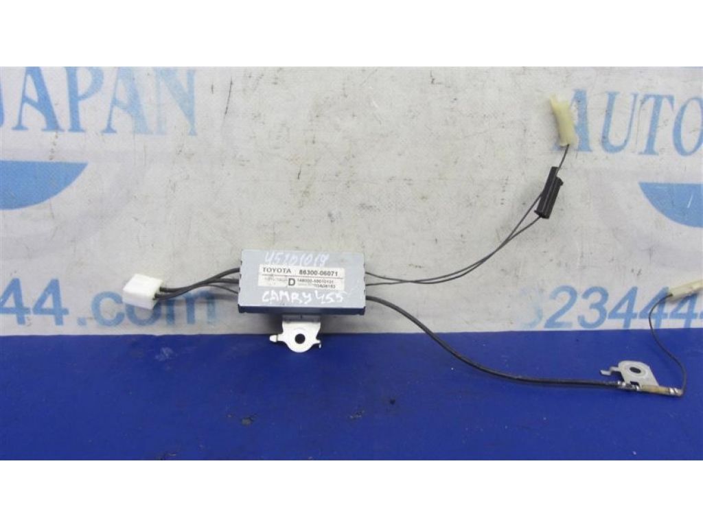 86300-06071 | Антенна TOYOTA CAMRY 40 06-11