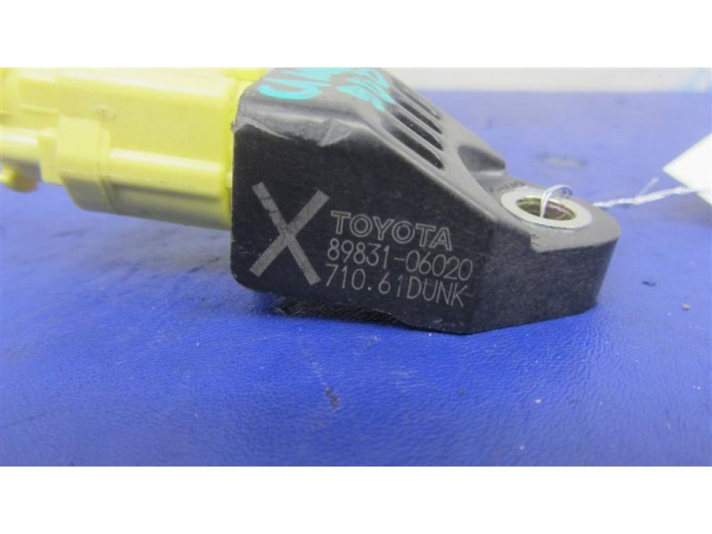 89831-06020 | Датчик удара TOYOTA CAMRY 40 06-11 - Фото 4