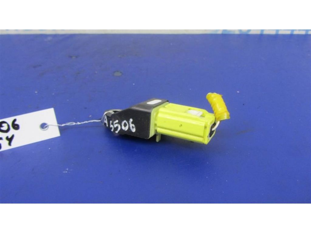 89831-0T010 | Датчик удару TOYOTA VENZA 09-16