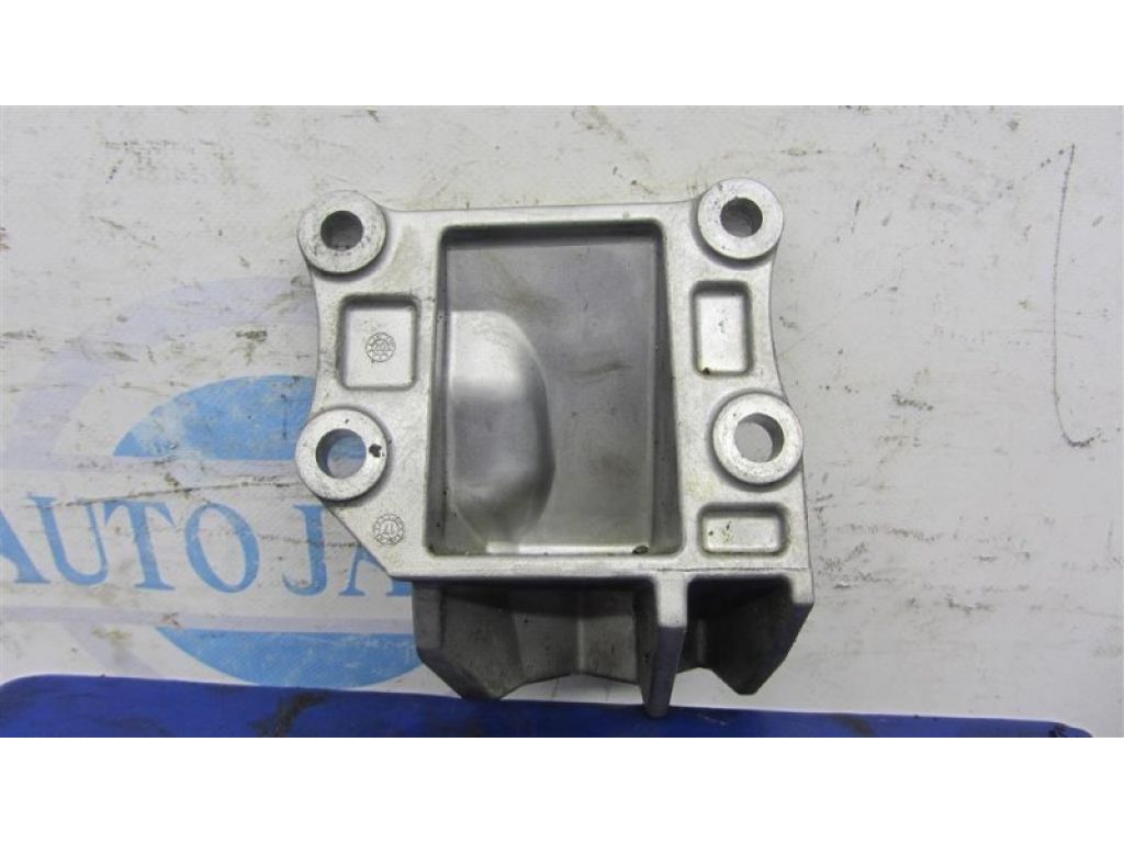 11233-4HK0A | Кронштейн двигателя INFINITI Q60 16-20 - Фото 3