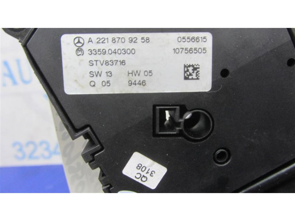 A 221 870 92 58 | Блок кнопок памяти сидений MERCEDES S-CLASS W221 06-13 - Фото 4