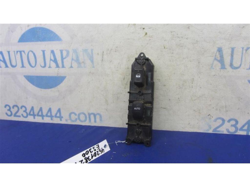 84030-33020 | Кнопка стеклоподъемника передн. прав. LEXUS ES300 ES330 01-06