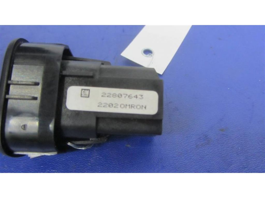 22807643 | Кнопка відкриття лючка бензобака CHEVROLET VOLT 10-15 - Фото 3