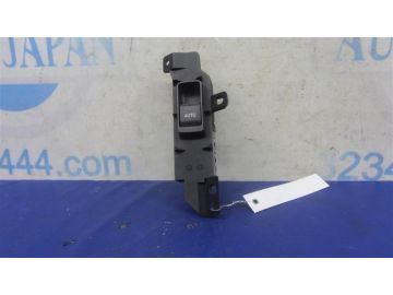 Кнопка склопідіймача задн. прав. LEXUS GS350 GS300 05-11