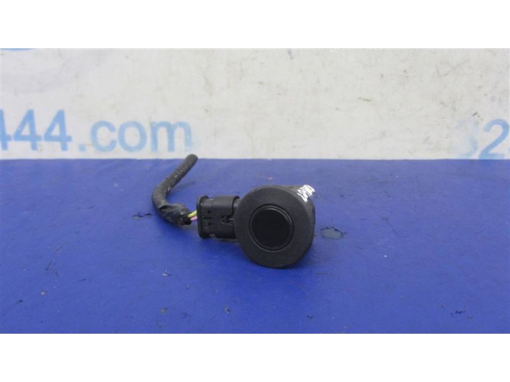 28438-9SA0A | Датчик парктроніка задн. NISSAN NV200 USA 13-