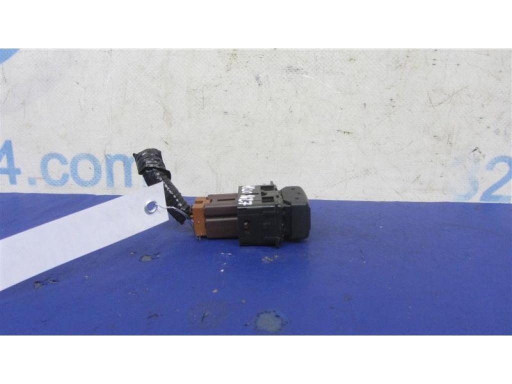 25500-JA00A | Кнопка обігріву сидінь NISSAN X-TRAIL T31 07-14 - Фото 4