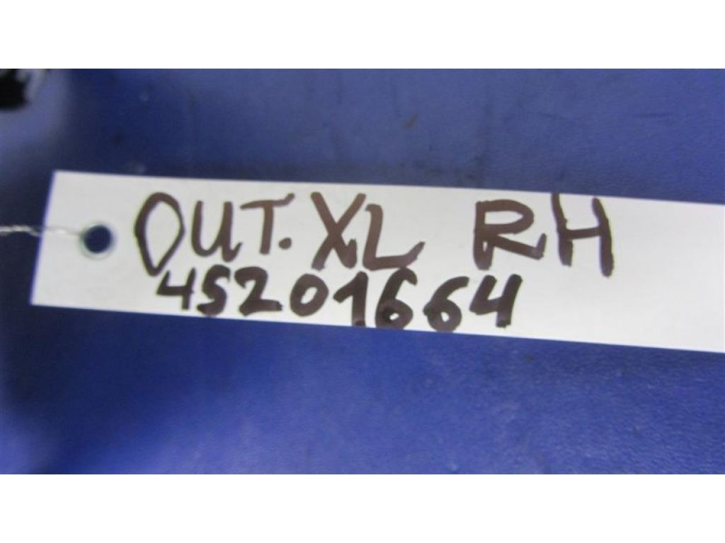 7221A080 | Карта дверей передн. прав. MITSUBISHI OUTLANDER XL 05-13 - Фото 2