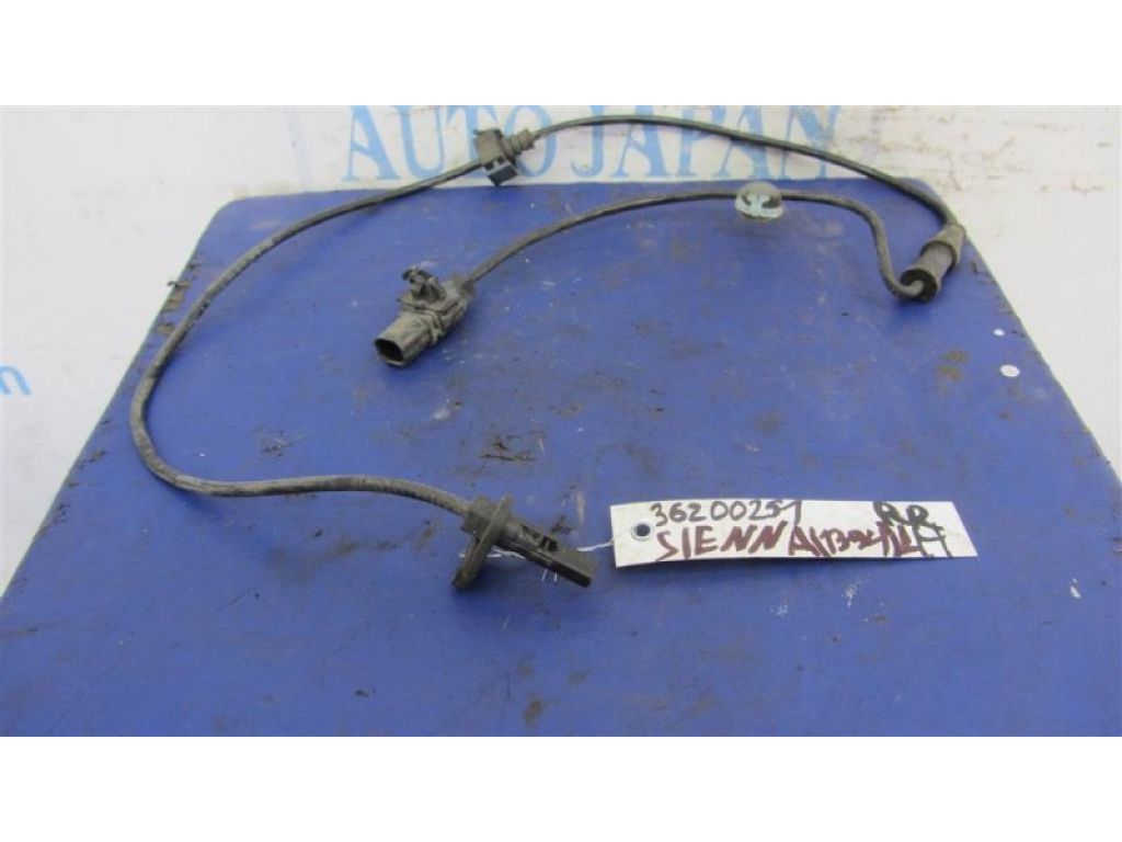 8951608040 | Датчик ABS задн. лев. TOYOTA SIENNA 11-16