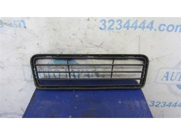 Решетка переднего бампера TOYOTA CAMRY 50 12-15