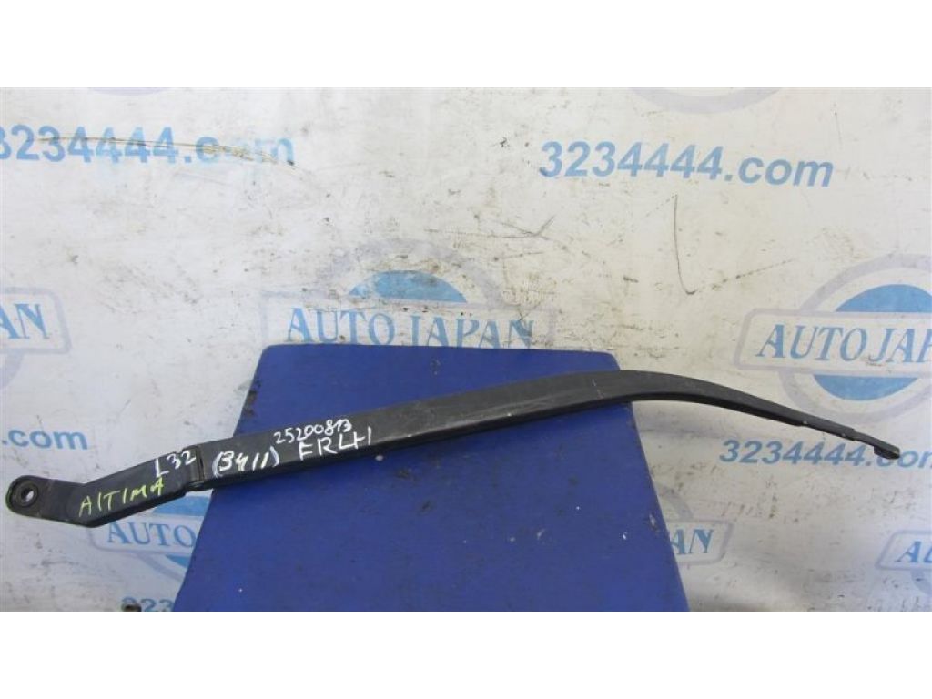 28886-JA00A | Поводок стеклоочистителя передний прав. NISSAN ALTIMA L32 07-12