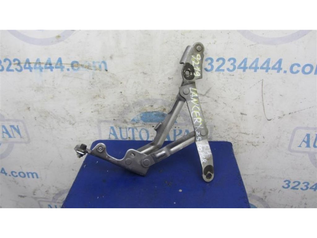 5923A014 | Петля крышки багажника прав. MITSUBISHI LANCER X 10 07-15