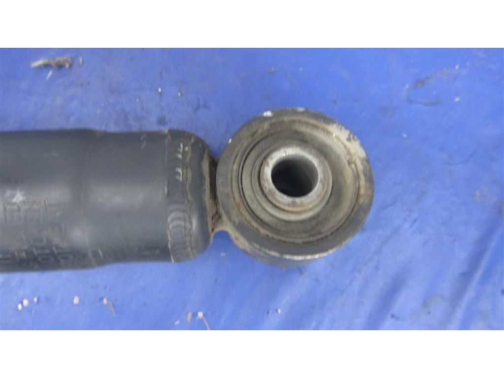 48010-50110 | Амортизатор передн. прав. LEXUS LS430 00-06 - Фото 3